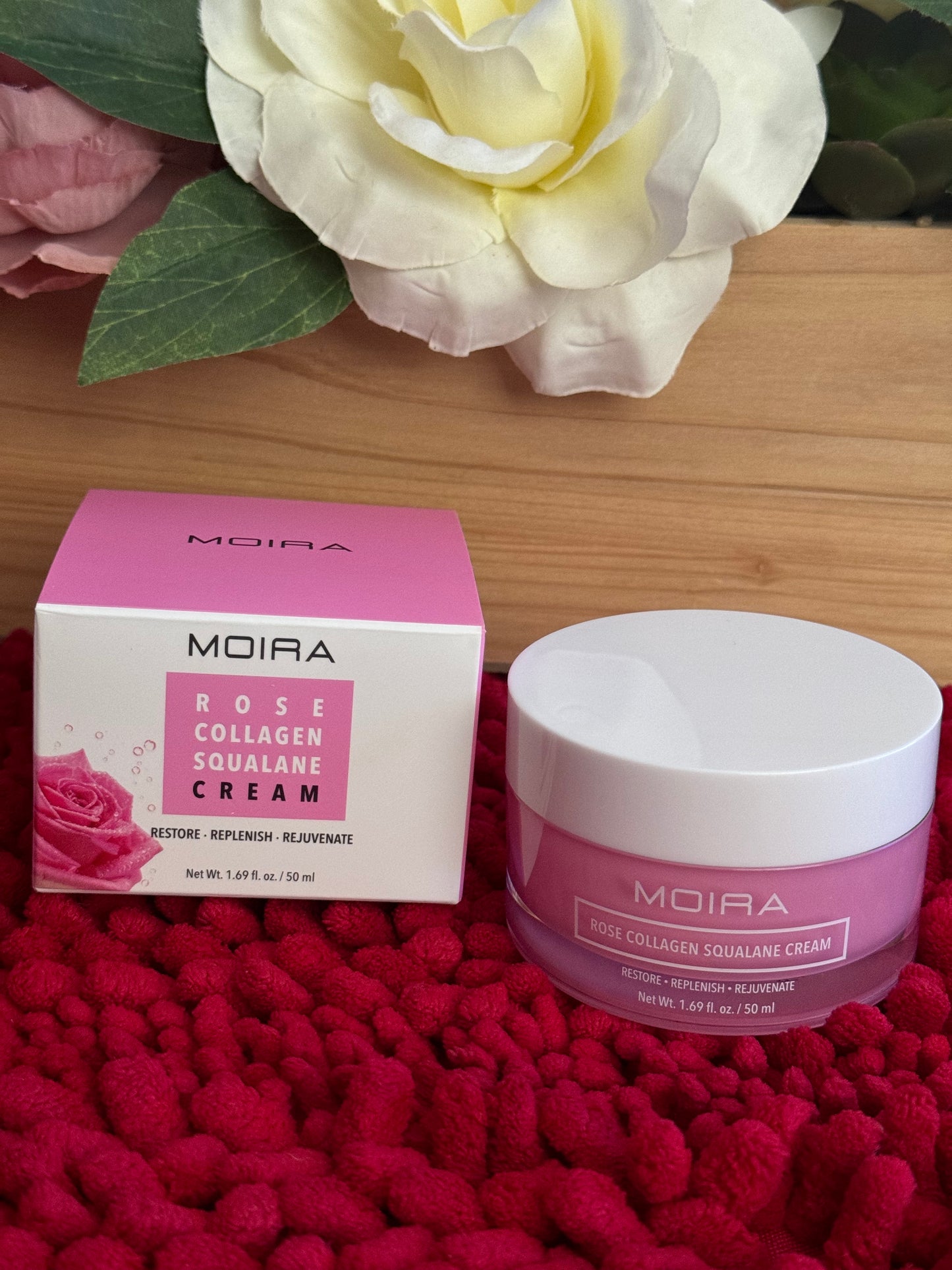 Moira Crema de rosas y colageno